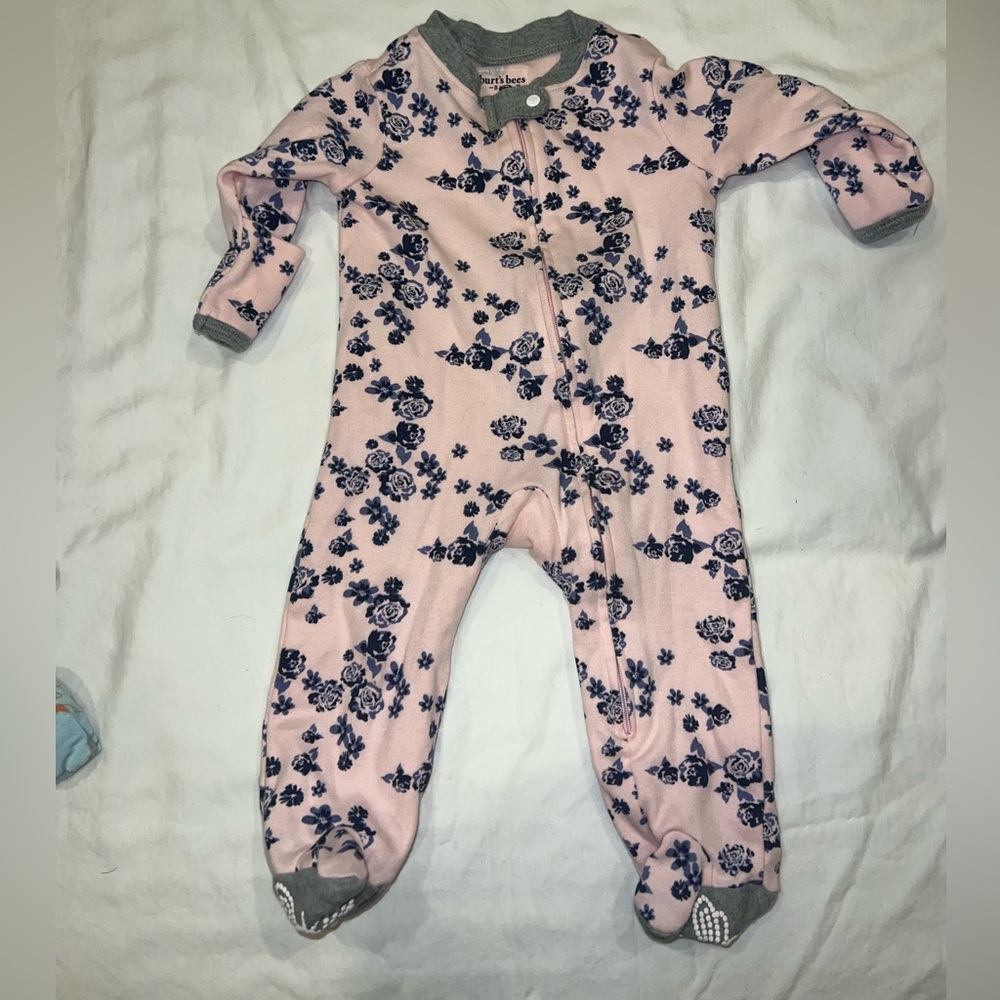 EUC Burts Bees onesie